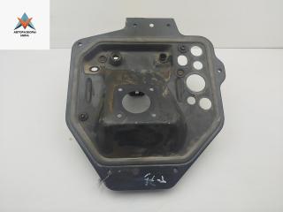 кронштейн (крепление) Volkswagen Transporter T4 1991, 2.4 л., дизель, МКПП, зелёный, микроавтобус