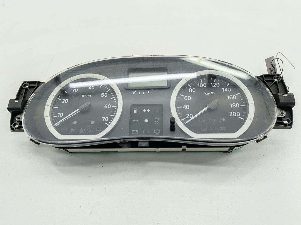 приборная панель Dacia (Renault) Logan I 2008, 1.5 л., дизель, МКПП, серый, универсал, 8200752820 - фото №1