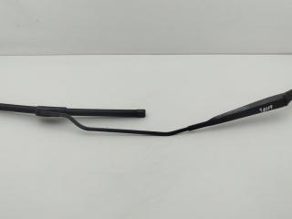 Щеткодержатель (поводок стеклоочистителя) передний Renault Megane II 2003, 1.5 л., дизель, МКПП, серый, хетчбэк 5 дв., 8200036912