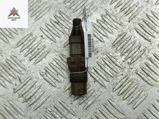 форсунка Volkswagen Transporter T4 1991, 2.4 л., дизель, МКПП, зелёный, микроавтобус, 068130202