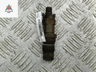 форсунка Volkswagen Transporter T4 1991, 2.4 л., дизель, МКПП, зелёный, микроавтобус, 068130202