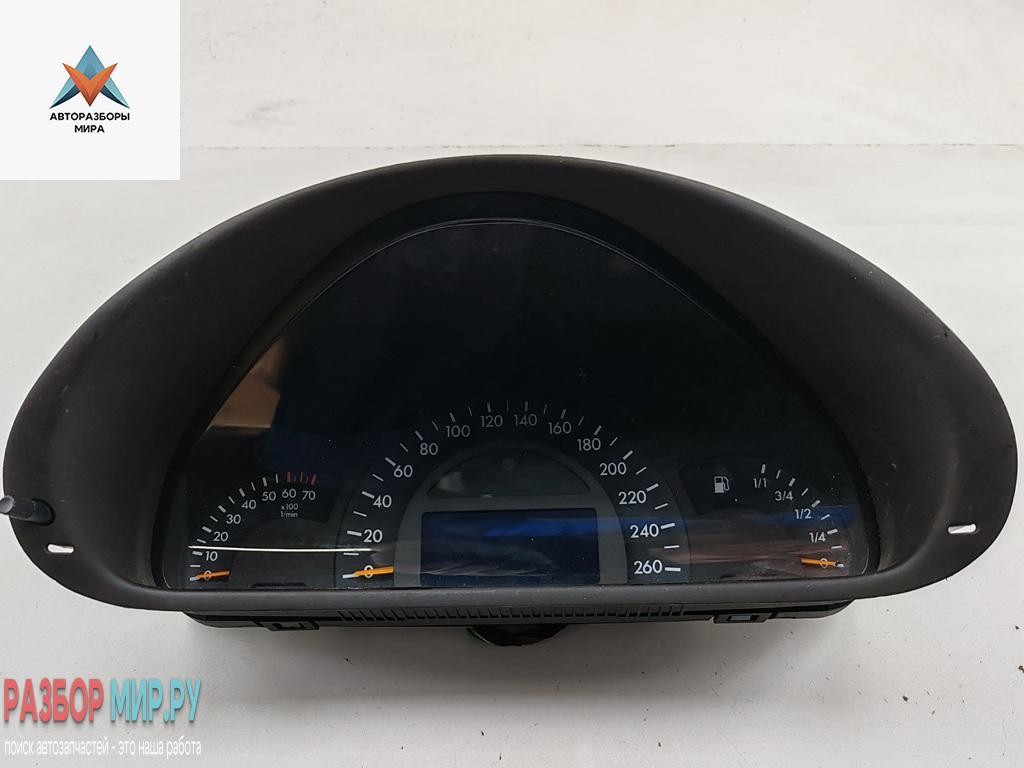 приборная панель Mercedes-Benz C-Класс W203/S203/CL203 2001, 2.0 л., бензин, МКПП, синий, универсал, 2035406111 - фото №1