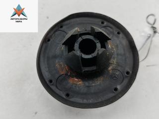 опора под домкрат (поддомкратная подушка) Mercedes-Benz C-Класс W202/S202 1996, 1.8 л., бензин, МКПП, синий, универсал