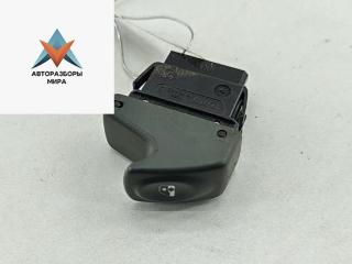 кнопка стеклоподъемника переднего левого Renault Scenic 1 поколение [рестайлинг] 2001, 1.6 л., бензин, АКПП, серый, минивэн, 432963K