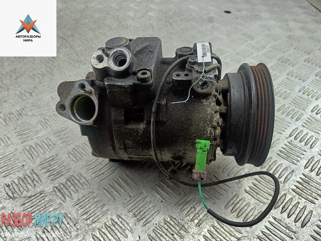 компрессор кондиционера Volkswagen Passat B5 1998, 1.6 л., бензин, 8D0260808 - фото №1