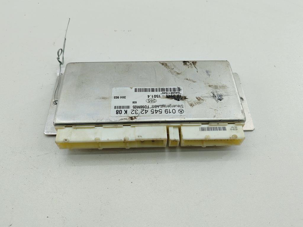 Блок управления ABS/ESP Mercedes-Benz C W202 1998, 1.8 л., бензин, АКПП, синий, универсал, 0195454232