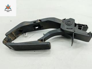 педаль Mercedes-Benz C-Класс W203/S203/CL203 2001, 2.0 л., бензин, МКПП, синий, универсал, 2033000104