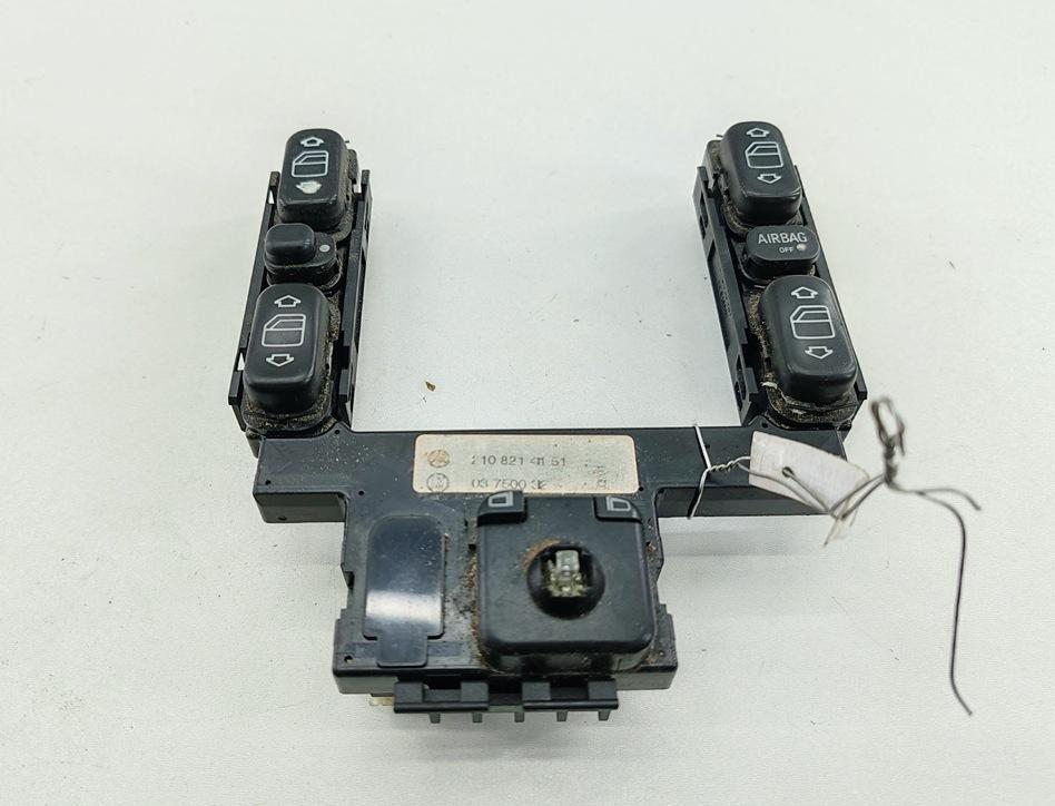 блок управления стеклоподъемниками Mercedes-Benz C W202 1998, 1.8 л., бензин, АКПП, синий, универсал, 2108214151