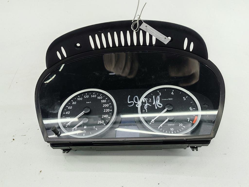 приборная панель BMW 5 серия E60/E61 2005, 2.5 л., бензин, АКПП, чёрный, седан, 6974568 - фото №1