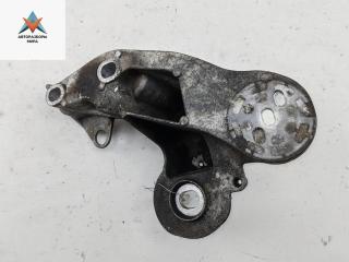 кронштейн двигателя Audi A6 4F/C6 2006, 2.7 л., дизель, МКПП, чёрный, универсал, 4F0199351H