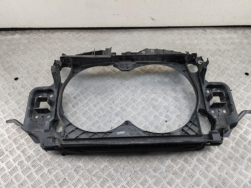 Рамка радиатора Audi A6 C6 2006, 2.7 л., дизель, МКПП, чёрный, универсал, 4F0805594
