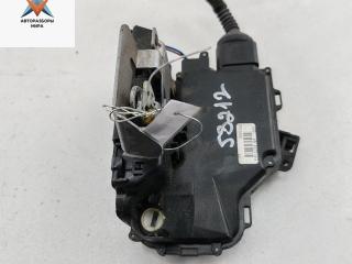 замок двери передней левой Audi A4 B6 2004, 2.0 л., бензин, МКПП, чёрный, универсал, 4B1837015G