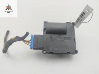моторчик заслонки печки Audi A6 4F/C6 2006, 2.7 л., дизель, МКПП, чёрный, универсал, 4F0820511A