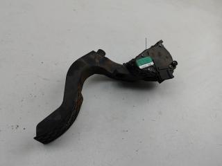 педаль Audi A6 4B/C5 2000, 2.4 л., бензин, МКПП, серый, универсал, 8D1721523E