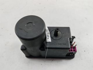 компрессор центрального замка Audi 80 8C/B4 1993, 2.0 л., бензин, МКПП, зелёный, седан, 4A0862257A