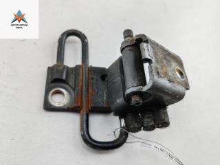 петля двери Audi A6 4B/C5 1999, серый, универсал, 4B0831411B