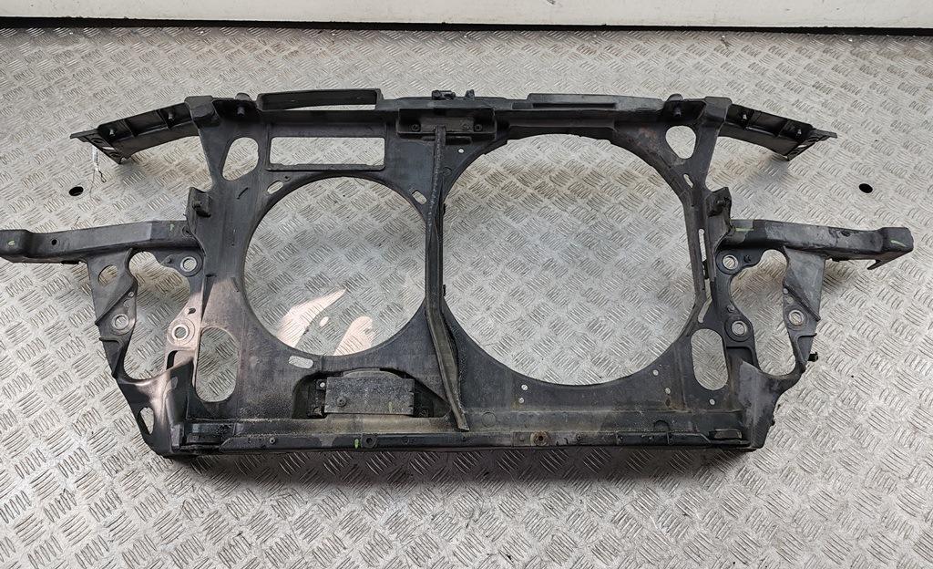 Рамка радиатора Audi A6 C5 2004, 2.5 л., дизель, АКПП, серый, универсал