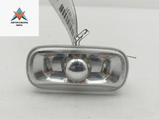 повторитель передний левый Audi A4 B6 2004, 2.0 л., бензин, МКПП, чёрный, универсал, 8E0949127