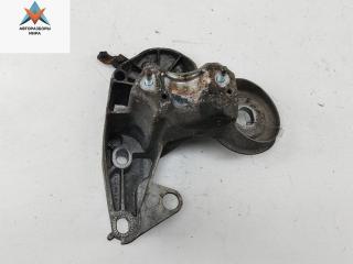 кронштейн двигателя Audi A6 4F/C6 2006, 2.7 л., дизель, МКПП, чёрный, универсал, 4F0199325E