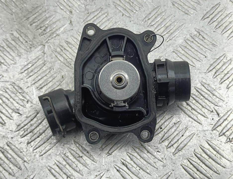 корпус термостата BMW 5 E39 2002, 3.0 л., дизель, МКПП, серый, универсал