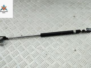 амортизатор крышки багажника (3-5 двери) Hyundai Terracan 1 поколение 2001, 2.9 л., дизель, МКПП, серый, внедорожник 5 дв.