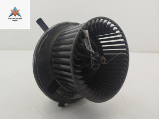 моторчик печки Volkswagen Golf 5 поколение 2004, 2.0 л., дизель, МКПП, чёрный, хетчбэк 5 дв., 1K1820015