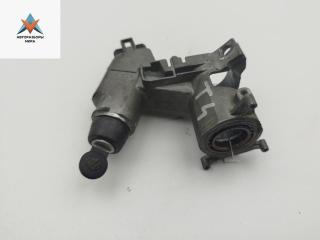замок зажигания Volkswagen Transporter T4 2000, 2.5 л., дизель, МКПП, белый, микроавтобус, 701905851