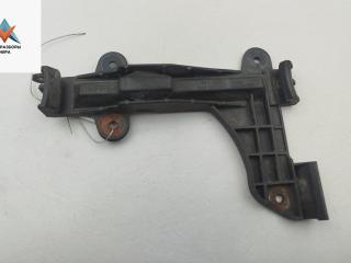 кронштейн заднего бампера Audi 80 8C/B4 1993, 2.0 л., бензин, МКПП, зелёный, седан, 8A0807484