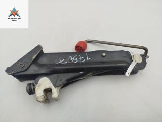 домкрат Audi 80 8C/B4 1992, 2.0 л., бензин, МКПП, красный, седан, 8A0011031D