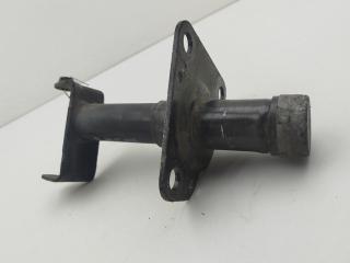 кронштейн переднего бампера Volkswagen Passat B5 1997, 1.8 л., бензин, МКПП, красный, универсал, 3B080713