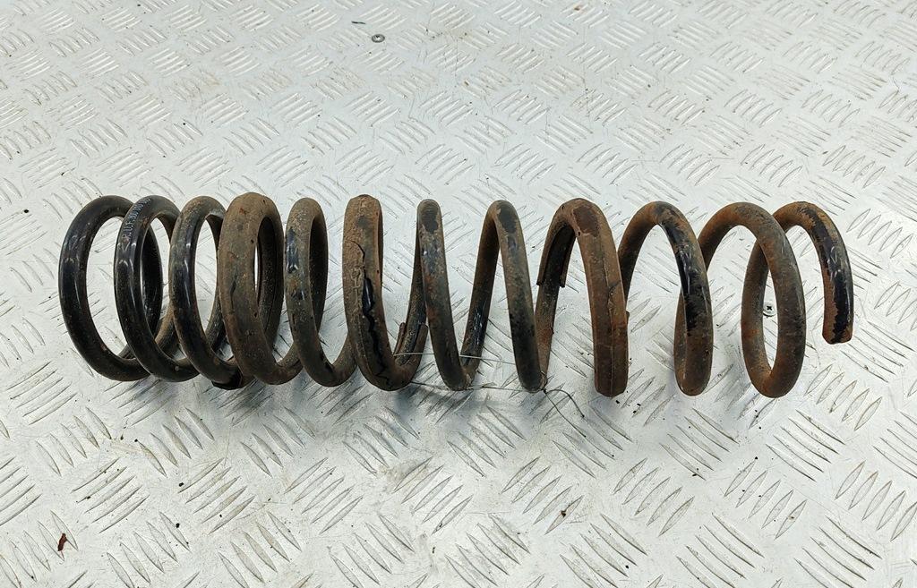 пружина задняя Ford Focus 1 поколение 1999, 1.6 л., i, бензин, МКПП, синий, универсал - фото №1