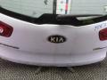 крышка багажника Kia Sportage 3 поколение [рестайлинг] 2014, 1.7 л., дизель, МКПП, внедорожник 5 дв. - фото №4