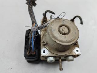 блок ABS Nissan X-Trail T30 2004, 2.0 л., бензин, МКПП, серый, внедорожник 5 дв., 47660EQ041