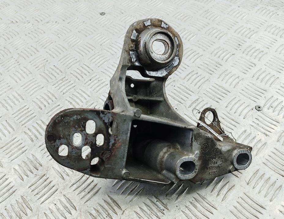 кронштейн (крепление) Volkswagen Passat B5+ (GP) 2004, 1.9 л., дизель, АКПП, серый, универсал, 8E0199351