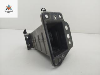кронштейн переднего бампера Opel Vectra C 2004, 2.2 л., бензин, МКПП, серый, седан