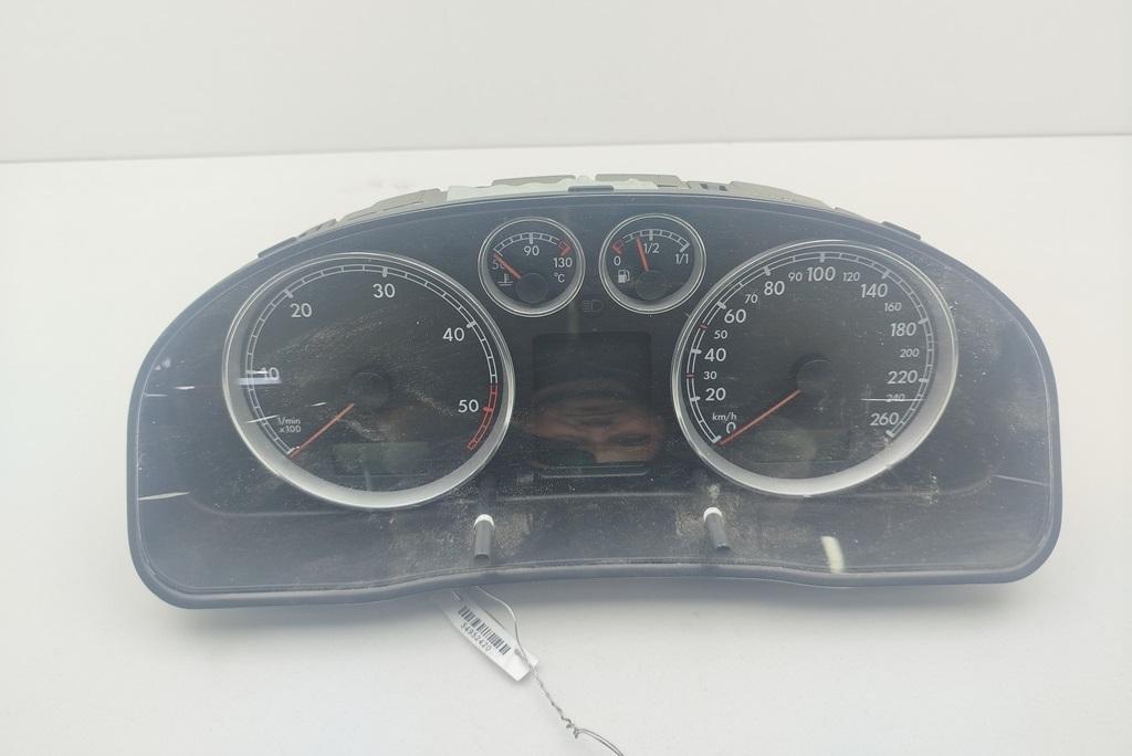 приборная панель Volkswagen Passat B5+ (GP) 2004, 1.9 л., дизель, АКПП, серый, универсал, 3B0920809E