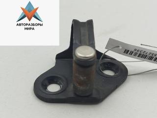 ответная часть (скоба) замка двери Volkswagen Transporter T4 2001, 2.5 л., дизель, МКПП, серый, микроавтобус, 7D0837767D
