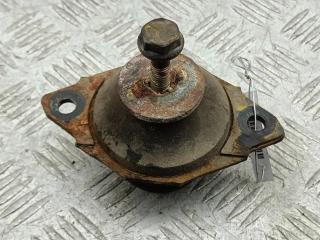 подушка крепления КПП Volkswagen Golf 3 поколение 1997, 1.4 л., бензин, МКПП, красный, хетчбэк 3 дв., 867199383A