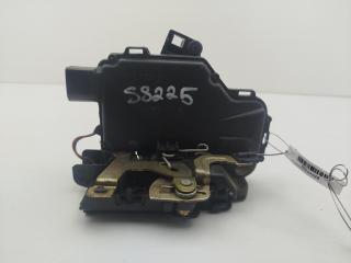 замок двери передней левой Volkswagen Passat B5 1997, 1.8 л., бензин, МКПП, красный, универсал, 6X1837015A