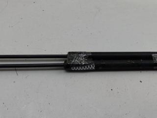 амортизатор крышки багажника (3-5 двери) Volkswagen Passat B6 2006, 2.0 л., дизель, МКПП, серый, универсал, 3C9827550A