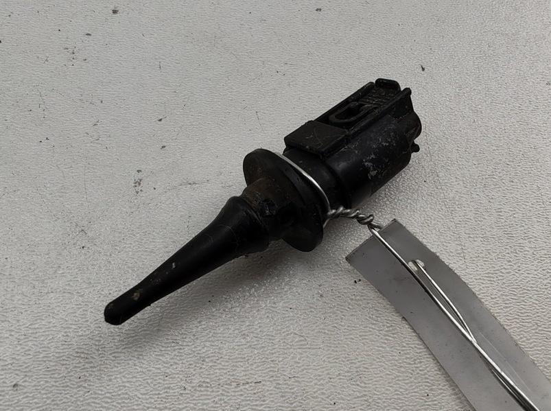 ответная часть (скоба) замка двери Volkswagen Passat B6 2006, 2.0 л., дизель, МКПП, серый, универсал, 3C0823480