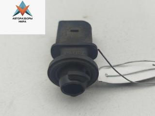 Патрон лампы указателя поворота Volkswagen Passat B6 2006, 2.0 л., дизель, МКПП, серый, универсал