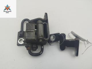 петля двери Volkswagen Passat B6 2007, чёрный, универсал, 3C9833411