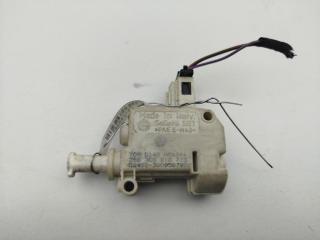 замок лючка топливного бака Volkswagen Passat B6 2006, 2.0 л., дизель, МКПП, серый, универсал, 3C0810773