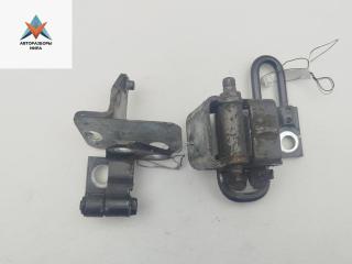 петля двери Volkswagen Passat B6 2007, чёрный, универсал, 3C9833412A