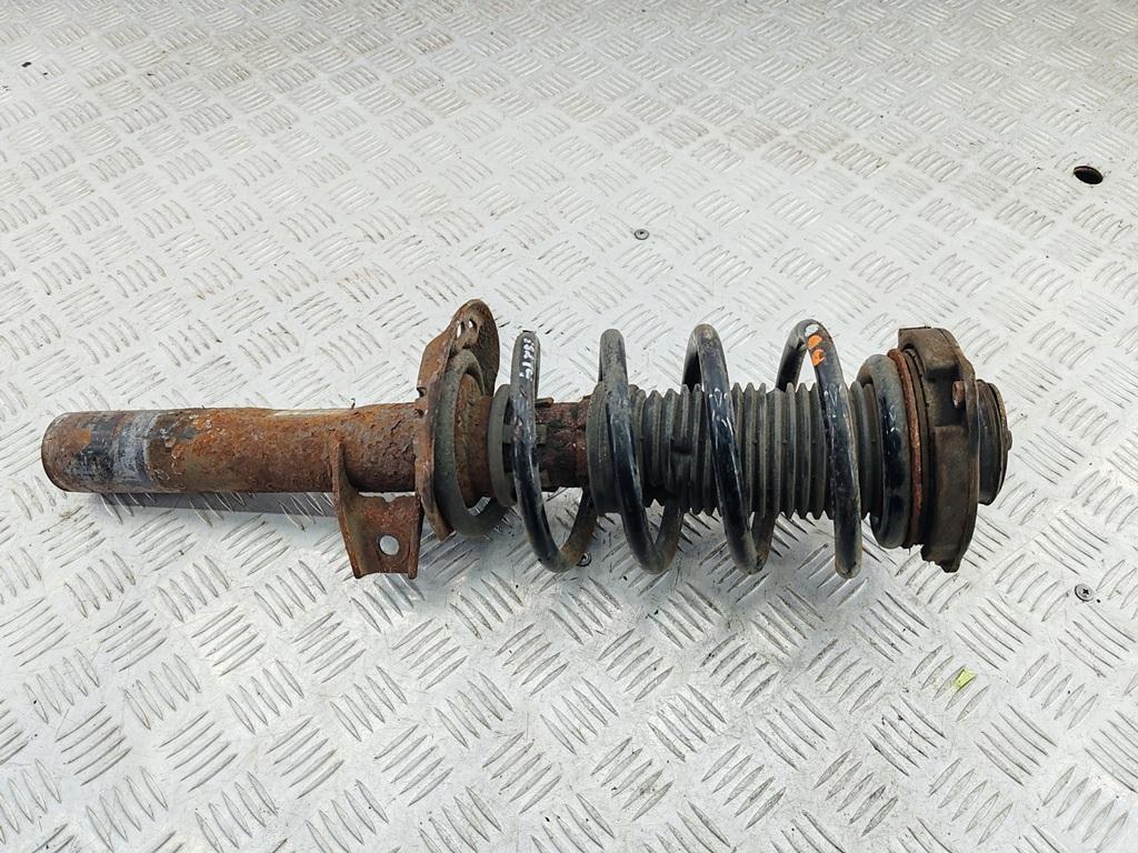 стойка передняя Volkswagen Passat B6 2006, 2.0 л., дизель, МКПП, серый, универсал, 3C0413031AC - фото №1