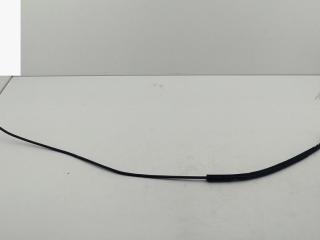 трос капота Volkswagen Passat B6 2007, 2.0 л., дизель, МКПП, чёрный, универсал, 3C1823535