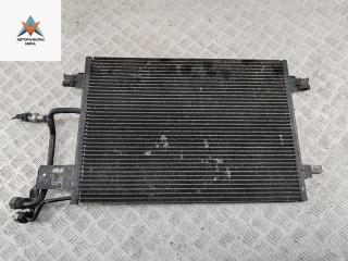 радиатор кондиционера Volkswagen Passat B5 1998, 1.8 л., бензин, МКПП, красный, универсал, 8D0260401E