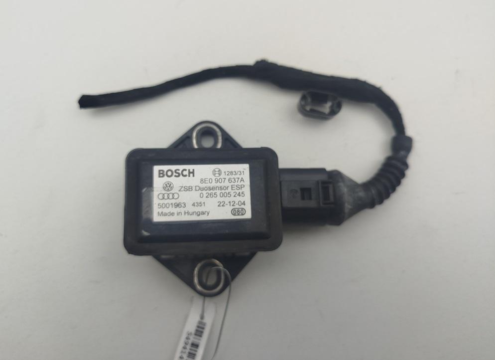 датчик ускорения Volkswagen Passat B5+ (GP) 2004, 1.9 л., дизель, МКПП, чёрный, универсал, 8E0907637A, 0265005245