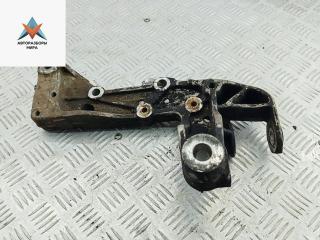 Кронштейн крепления рычага передней подвески Volkswagen Touran 1 поколение 2004, 2.0 л., дизель, МКПП, серый, минивэн, 1K0199296F